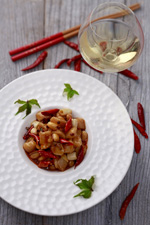 Hähnchen Kung Pao - Chablis-Weine