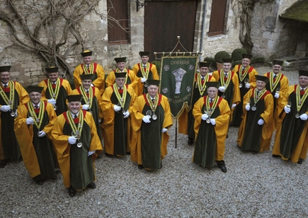 DIE GRADE INNERHALB DER WEINBRUDERSCHAFT