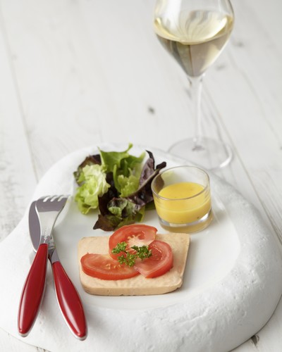 Seeteufel-Terrine mit hausgemachter Mayonnaise und Chablis grand Cru Vaudésir