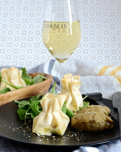 Croustillants mit Soumaintrain und Anissamen und Petit Chablis