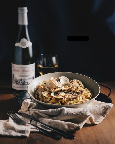 Spaghetti Alle Vongole und Chablis Premier Cru